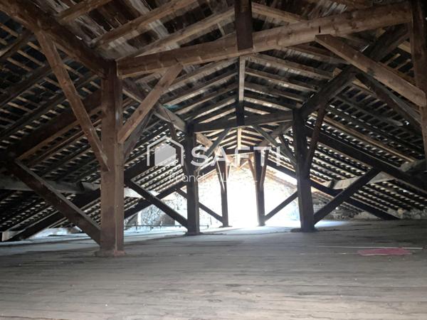 hyper centre T4 avec combles aménageables