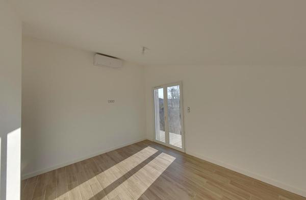 Meauzac : Maison de ville neuve avec jardin, 5 pièce(s) 148 m2