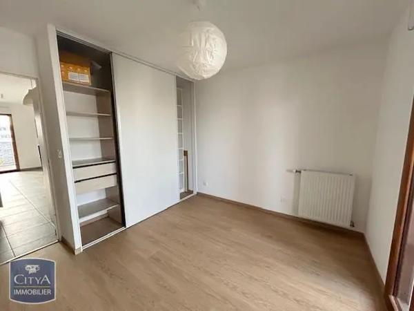 Appartement à louer 4 pièces 79.05m²