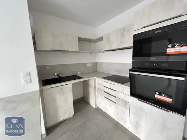 Appartement à louer 4 pièces 79.05m²