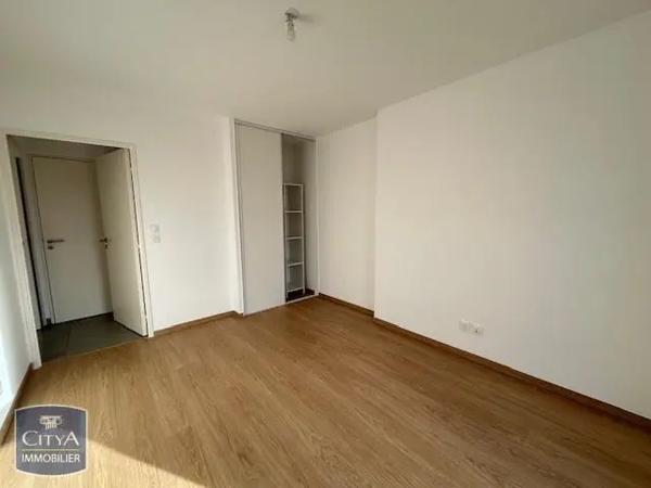 Appartement à louer 4 pièces 79.05m²