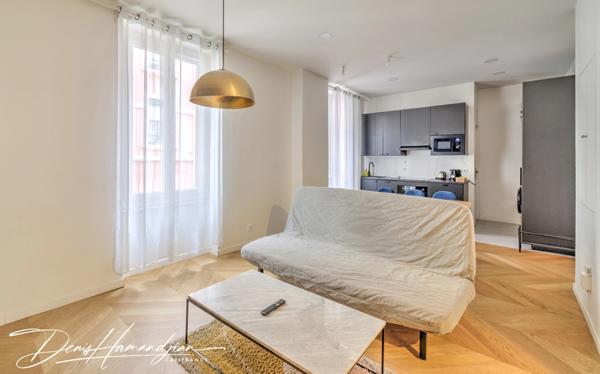 VILLEURBANNE - GRATTE CIEL - T2 de 51 m² vendu entièrement meublé – Proche métro