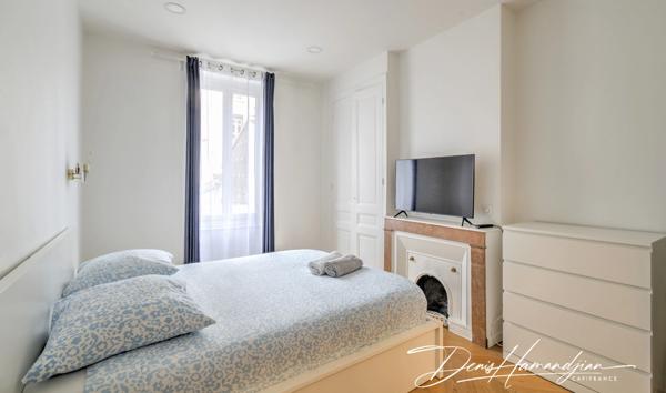 VILLEURBANNE - GRATTE CIEL - T2 de 51 m² vendu entièrement meublé – Proche métro