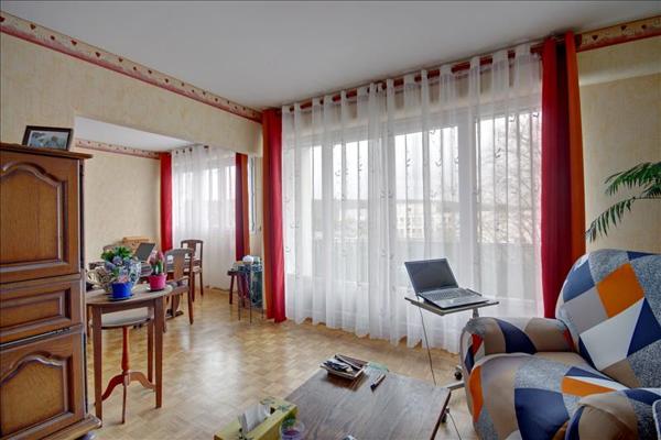 Appartement à vendre |  Aubergenville |  4 pièces | 74 m²