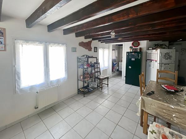 Immeuble à vendre Hardricourt - 3 appartements loués - 150 m²