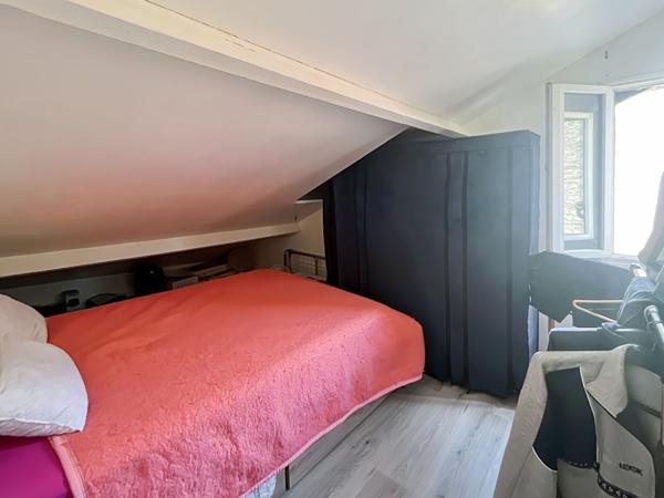 Immeuble à vendre Hardricourt - 3 appartements loués - 150 m²