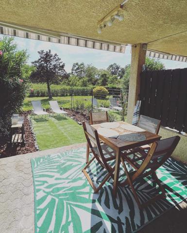 Appartement renové T1 bis situé en bord de mer