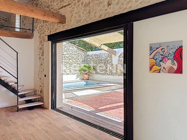 Maison d'architecte atypique 5 pièces de 145.7 m2 avec extérieur & piscine au coeur de Marcorignan à proximité de Narbonne 11120