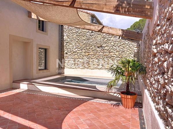 Maison d'architecte atypique 5 pièces de 145.7 m2 avec extérieur & piscine au coeur de Marcorignan à proximité de Narbonne 11120