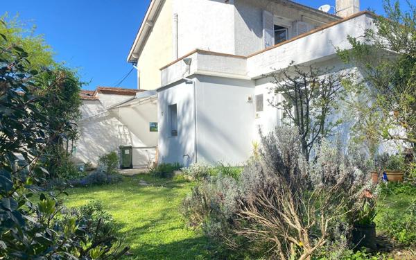 Maison à vendre    3 pièces •  Floirac