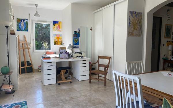 Maison à vendre    3 pièces •  Floirac