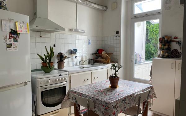 Maison à vendre    3 pièces •  Floirac