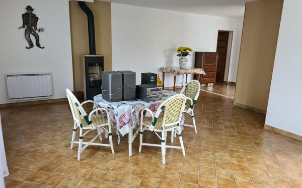 Maison à vendre    5 pièces •  Royan