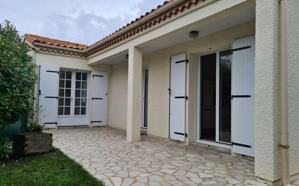 Maison à vendre    5 pièces •  Royan