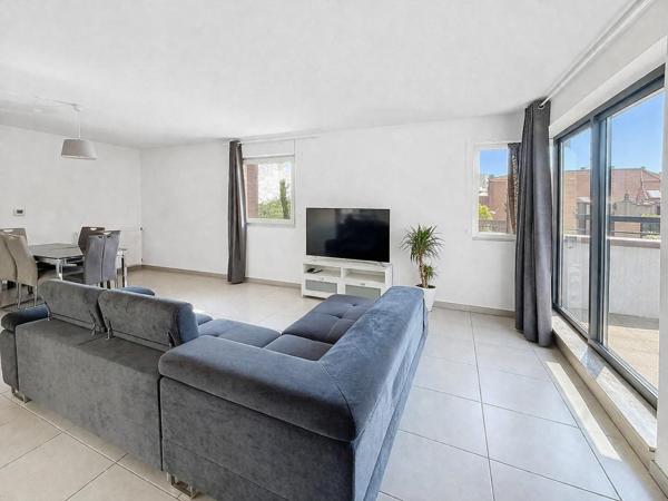 APPARTEMENT T3 DE 63M2 AVEC TERRASSE DE 8M2 EXPOSÉE EST