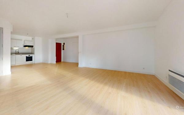 Appartement à vendre    3 pièces • 80 m2 La Roche-sur-Foron