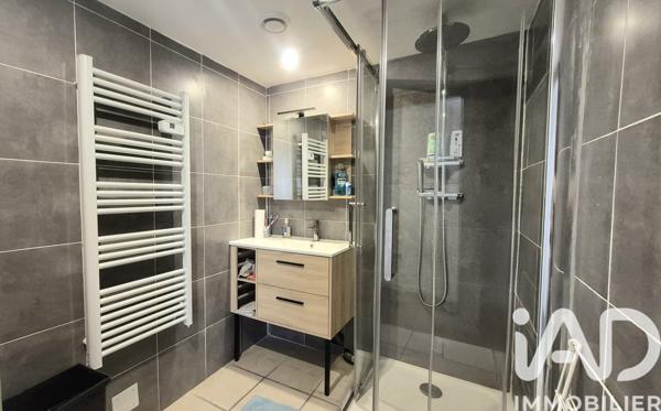 Appartement à vendre 4 pièces 83,79 m² Quinson