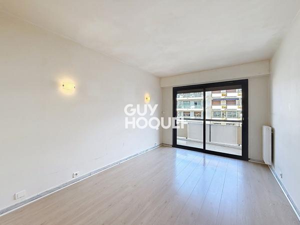 Appartement 3 pièces à louer au coeur de Mandelieu-la-Napoule, avec garage