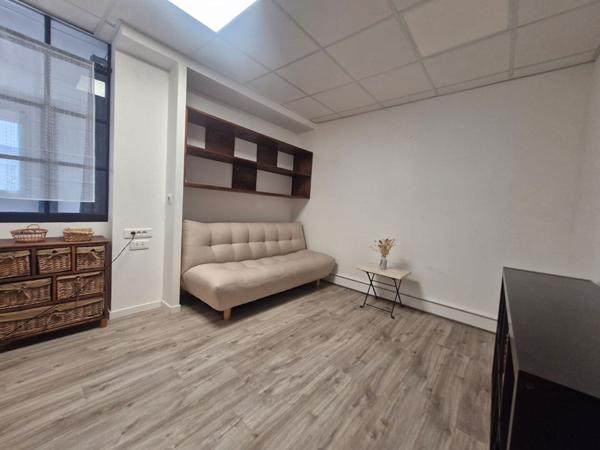 À louer , un appartement meublé de 3 pièces de 73,87 m²  à Toulouse avec extérieur et stationnement