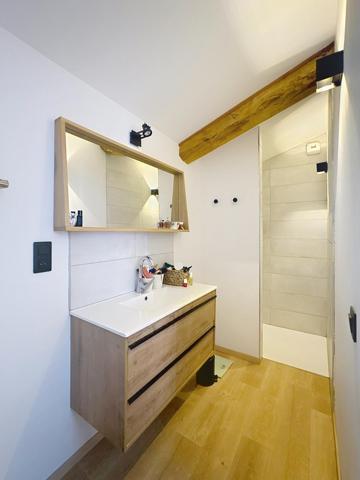 Maison rénovée 185m² au centre de Jarcieu