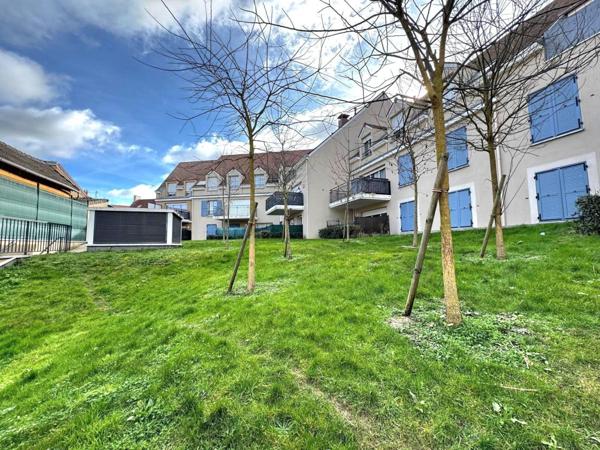 Appartement 39 m2 - F2 - 2 places parkings- 78760 Jouars-Pontchartrain