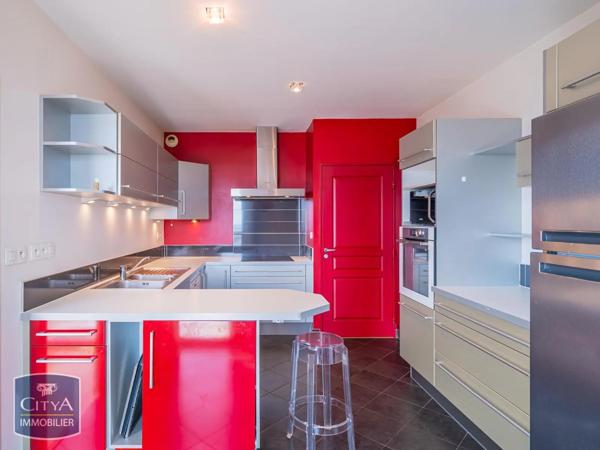 Appartement à vendre 6 pièces 200.06m²