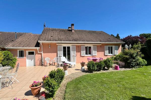 Maison  plain-pied : 4 pièce(s) 90 m2 - Jardin et garage