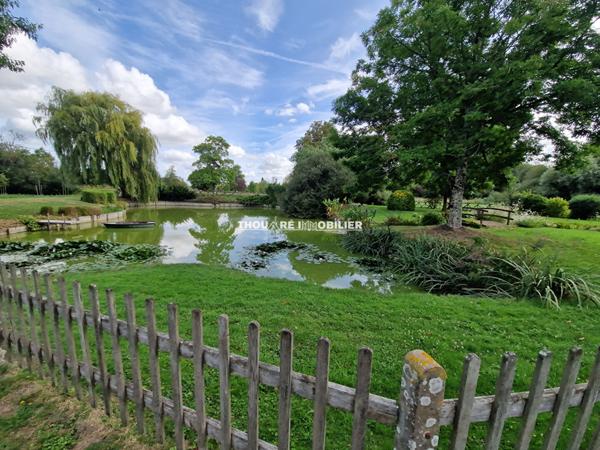 44450 SAINT JULIEN DE CONCELLES SOUS COMPROMIS Maison Saint Julien De Cc 6 pièce(s) 130 m2 sur parc paysager avec étang