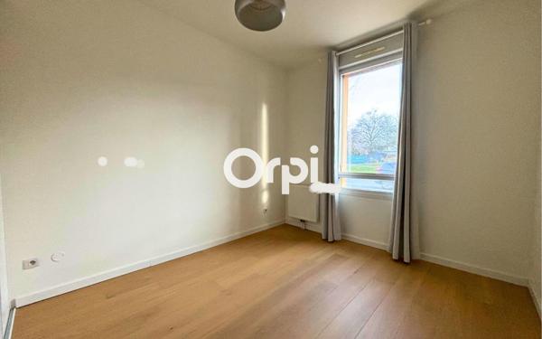 Appartement à vendre    3 pièces • 73,83 m2 Mons-en-Baroeul