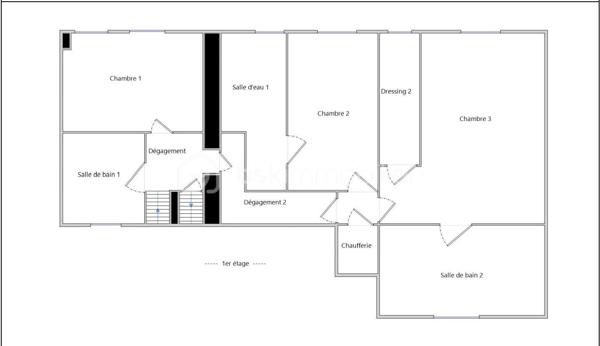Rare sur le secteur ! Cette généreuse propriété briarde de 228 m² vous offre l’espace, le cachet et la sérénité à seulement 10 minutes de la gare de Meaux, à pied des écoles et de tous les commerces.


Le SALON  vous accueille avec son magnifique MUR EN PIERRE apparente et sa cheminée, témoins du caractère authentique de la maison. La CUISINE  AMENAGEE et EQUIPEE s’ouvre sur une VERANDA lumineuse à poutres apparentes — véritable pièce de vie supplémentaire —  donnant sur un grand CELLIER prolongée par une grande TERRASSE  PAVEE donnant sur un TERRAIN ARBORE et entièrement clos de 2 141 m² ;

DES ESPACES POUR TOUTE LA FAMILLE
À l’étage : une CHAMBRE  , une SALLE DE BAIN avec WC  , une CHAMBRE avec SALLE D'EAU et une belle SUITE PARENTALE avec SALLE DE BAIN PRIVATIVE  et DRESSING. 
AU SECOND ETAGE :
Les combles entièrement aménagés complètent parfaitement l’ensemble avec une GRANDE PIECE (CHAMBRE TRAVERSANTE) lumineuse sous charpente, une CHAMBRE avec SALLE D'EAU et une très grande CHAMBRE  .

DES ATOUTS RARES
Grand GARAGE accessible depuis la maison ET depuis le jardin, DEPENDANCE  indépendante aux multiples possibilités (studio, atelier, télétravail…), CELLIER , PUITS, TERRASSE pavée et grand JARDIN arboré entièrement CLOS.

DPE C — Bonne performance énergétique.