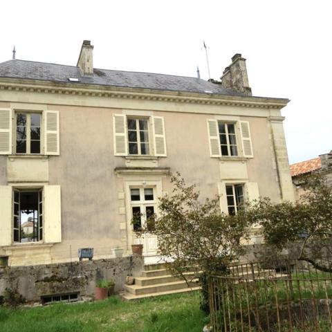 Atypique Maison de Maîtres,  Charme et authenticité