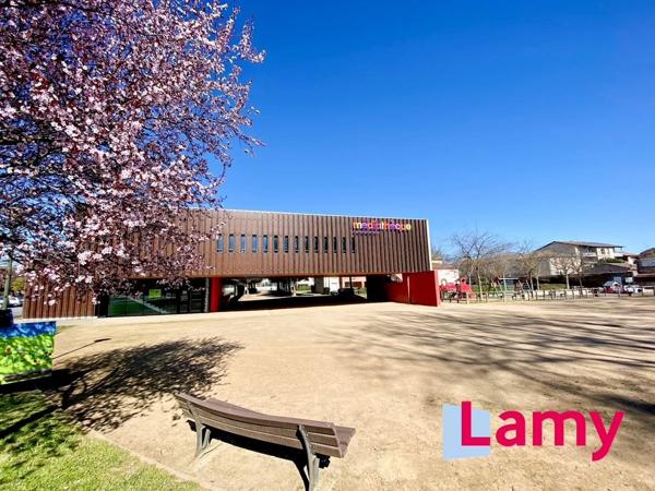 Appartement + stationnement