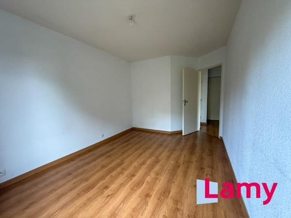 Appartement + stationnement