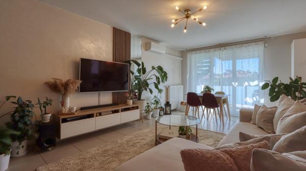Dernier étage – T4 de 77 m² avec terrasse sur le toit de 48 m² et vue 360°