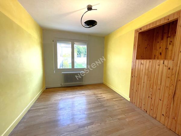 MAISON 3 CHAMBRES AVEC TERRAIN DE 100M² EN PLEIN COEUR DE VALENCAY PROCHE COMMERCES ( INDRE36)