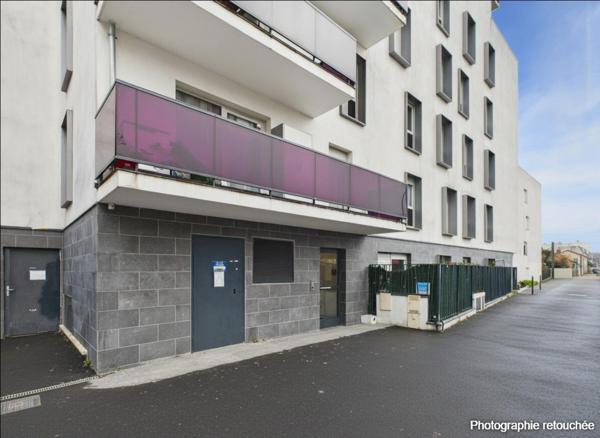 4 pièces (3 chambres) avec 2 terrasses, un parking, à 8 min à pied du métro ligne 7 Kremlin-Bicêtre