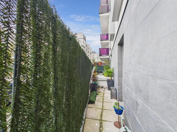 4 pièces (3 chambres) avec 2 terrasses, un parking, à 8 min à pied du métro ligne 7 Kremlin-Bicêtre