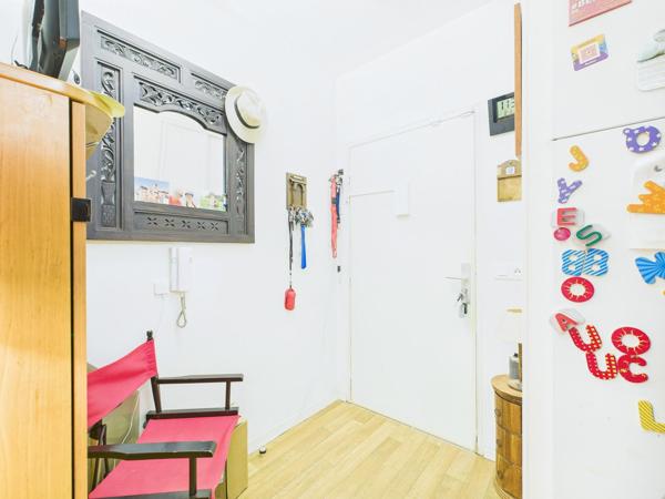 4 pièces (3 chambres) avec 2 terrasses, un parking, à 8 min à pied du métro ligne 7 Kremlin-Bicêtre