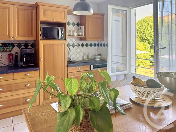 Maison à vendre  5 pièces - 120 m 2   RUELLE SUR TOUVRE  - 16
