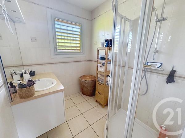 Maison à vendre  5 pièces - 120 m 2   RUELLE SUR TOUVRE  - 16