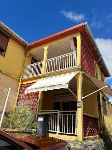 Immeuble à LE LAMENTIN, 97232 - 249m²