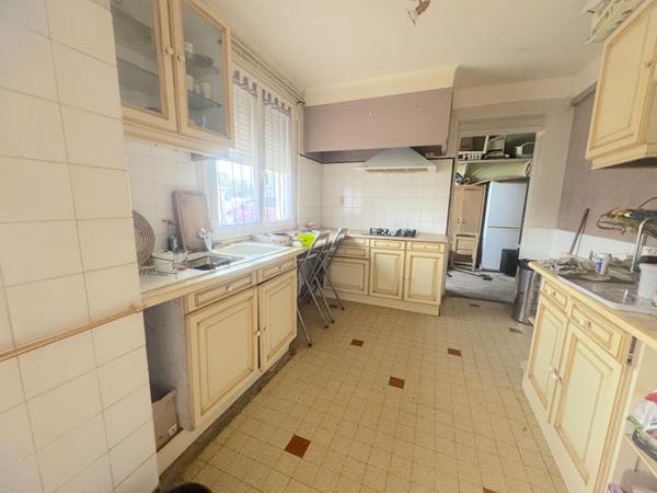 À VENDRE MAISON A PAMIERS AVEC GARAGE ET JARDIN