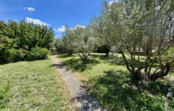 Terrain à Batir de 662 m²