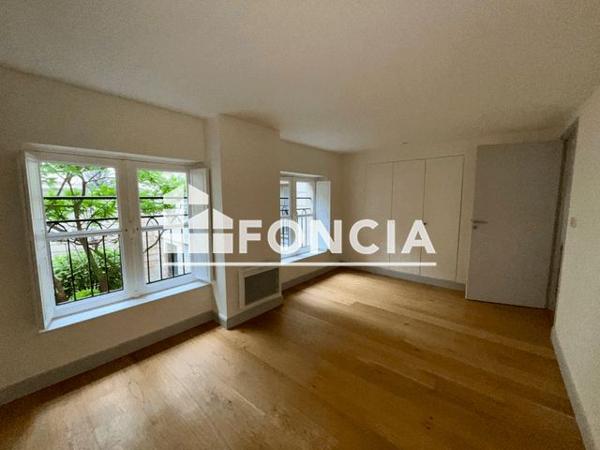 Location Appartement 3 pièces 73 m² - 60 QUAI DU HAVRE Rouen 76000