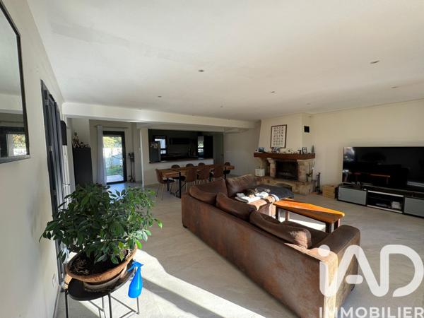 Maison à vendre 4 pièces 125 m² Cheval-Blanc