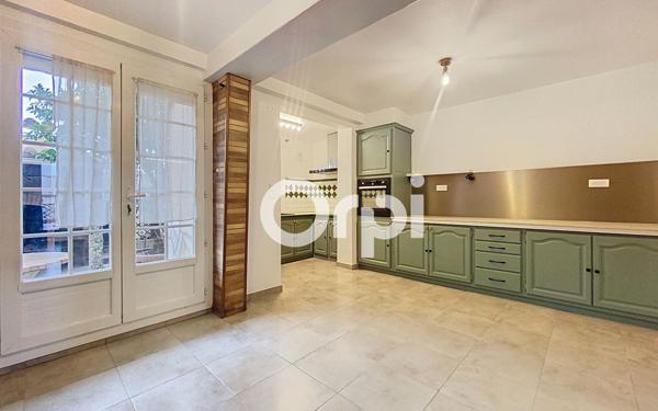 Maison à louer    3 pièces • 118,80 m2 Pollestres