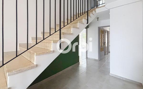 Maison à louer    3 pièces • 118,80 m2 Pollestres