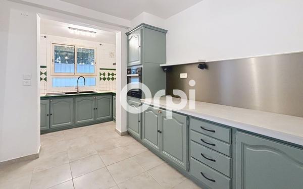 Maison à louer    3 pièces • 118,80 m2 Pollestres