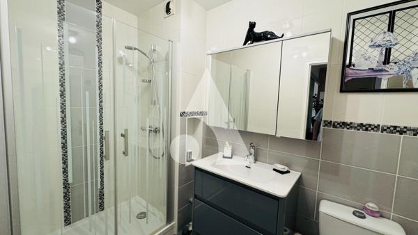 Appartement 5 pièces 104.87 m2