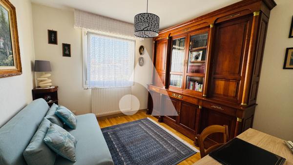 Appartement 5 pièces 104.87 m2